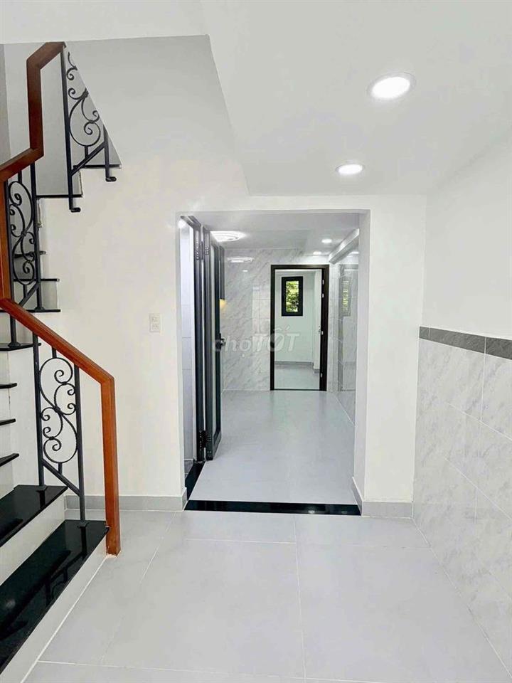Hẻm 6m Thông Tân Kỳ Tân Quý, 4 Tấm, 4 x 22m, 5 Phòng Ngủ, 5 wc, sân Th