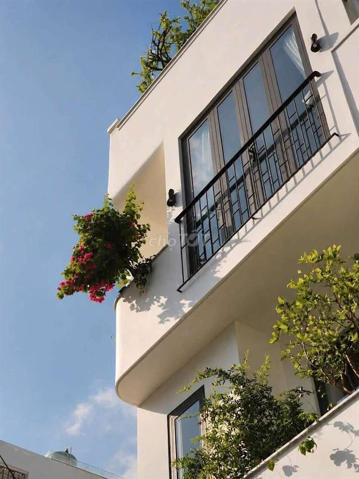 🔥 38 TRIỆU/THÁNG THUÊ ĐƯỢC “RESORT PHỐ” 5PN GIỮA LÒNG TP.HCM?