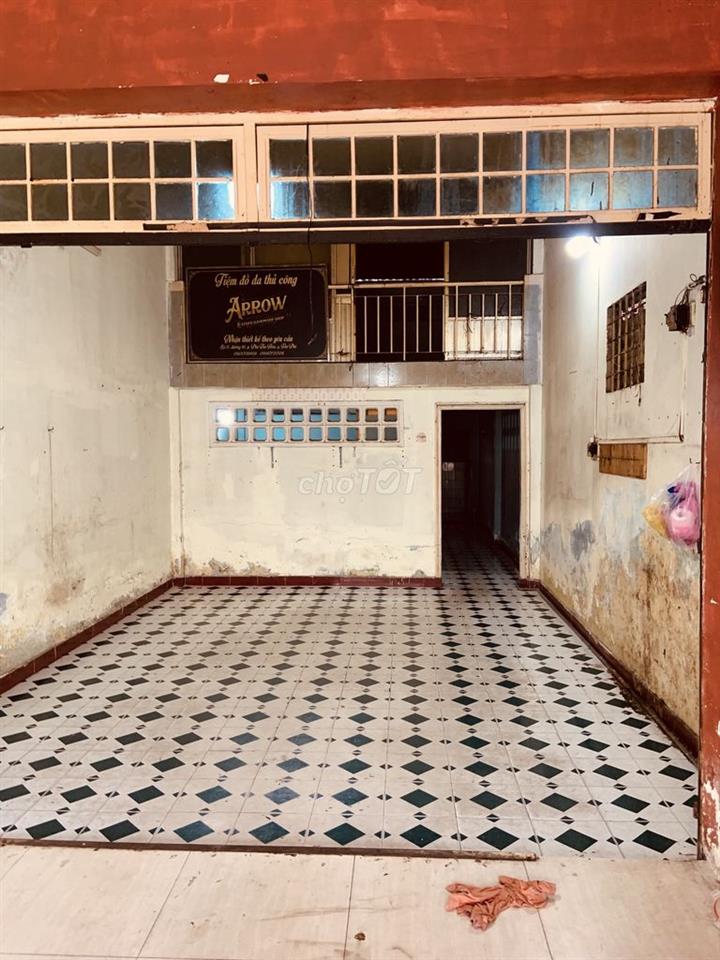 Cần cho thuê nguyên căn mặt tiền gần Tân Hương, chợ vải 120m2