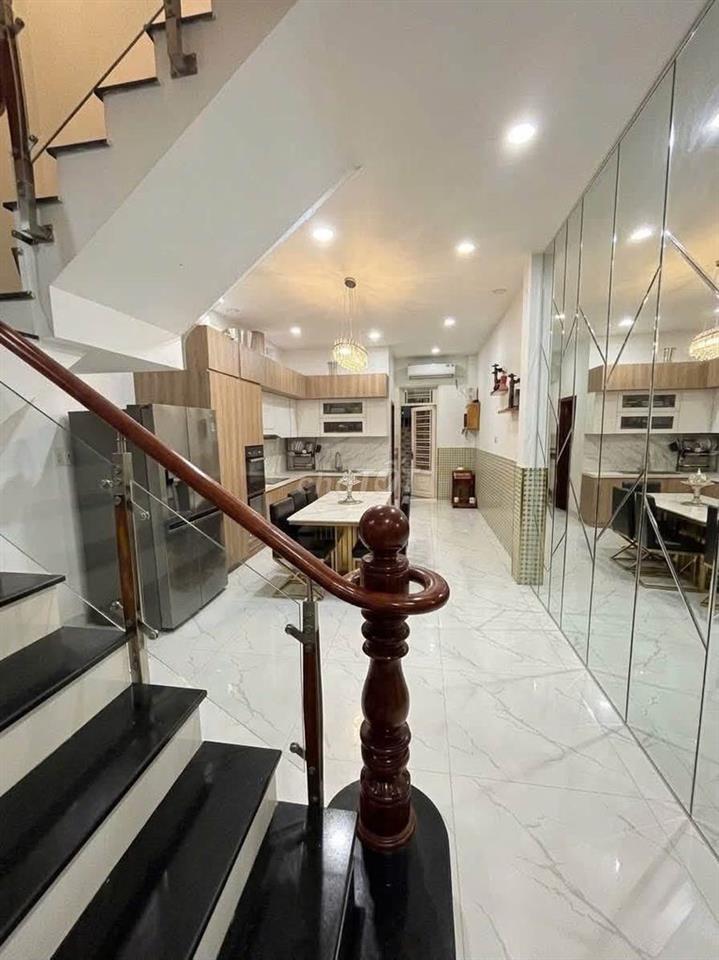MTNB LÊ LƯ, Gần Phan Văn Xảo, DT: 4x19m_ĐÚC 3.5 TẤM MỚI, 4PN, 5WC
