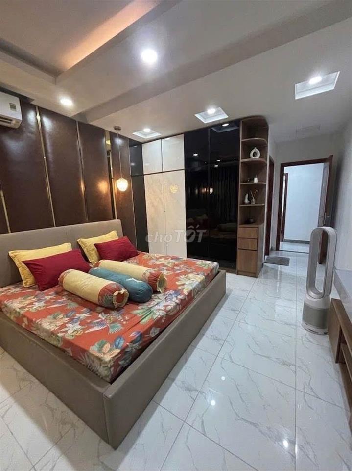 MTNB LÊ LƯ, Gần Phan Văn Xảo, DT: 4x19m_ĐÚC 3.5 TẤM MỚI, 4PN, 5WC