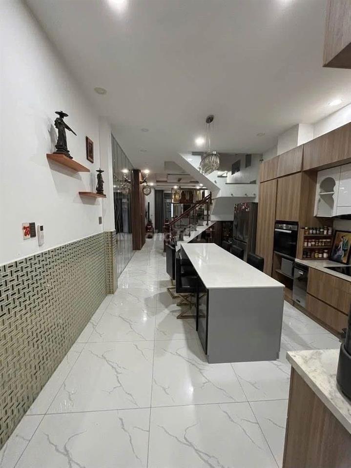 MTNB LÊ LƯ, Gần Phan Văn Xảo, DT: 4x19m_ĐÚC 3.5 TẤM MỚI, 4PN, 5WC
