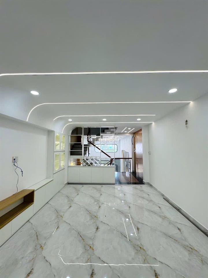 HẺM 75/ TÔ HIỆU, 8m Thông Khu Ăn Uống_5x18m_ĐÚC 3.5 TẤM MỚI 4PN_4WC