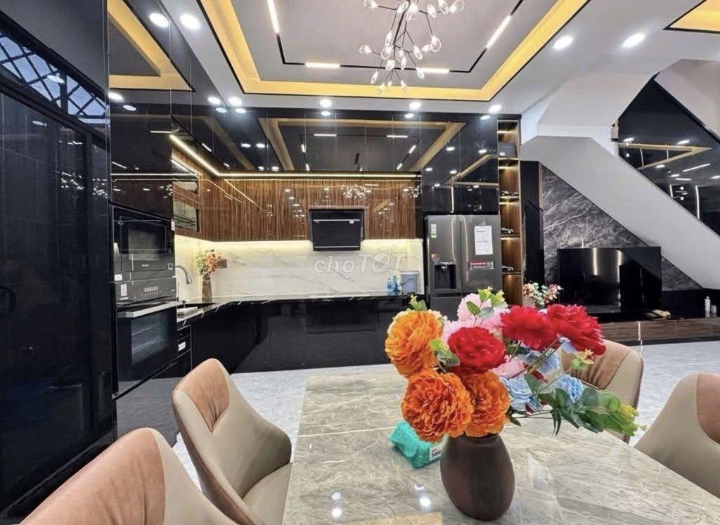HẺM 8m Thông Nguyễn Hữu Tiến_Tây Thạnh, 5x18m_Đúc 3 TẤM MỚI_4PN