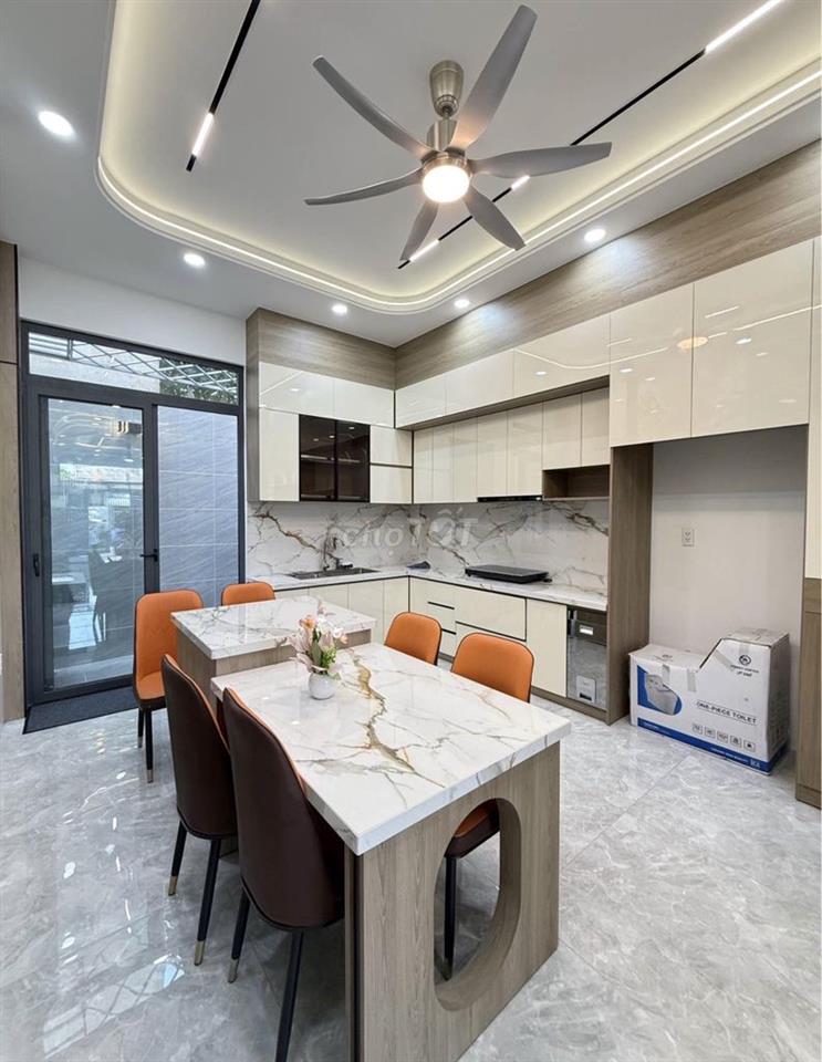 MTNB LÊ QUỐC TRINH, P.Phú Thọ Hoà, 4x19m_ĐÚC 3.5 Tầng, 4PN-4WC-S.Th