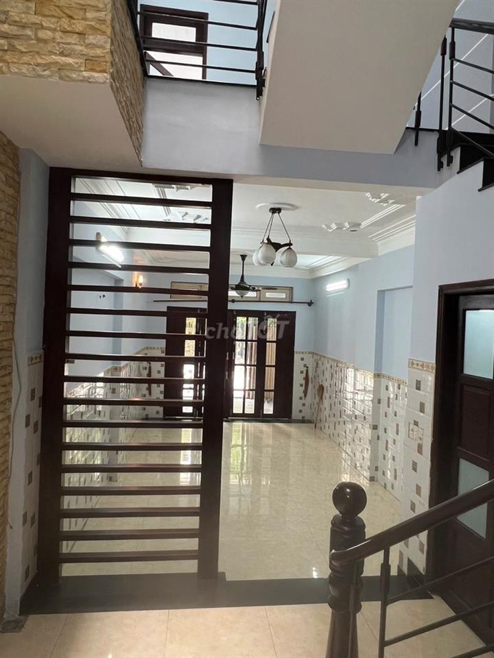 Cho thuê nhà mặt tiền 31A Lê Thiệt, Phường Phú Thọ Hòa, TPHCM