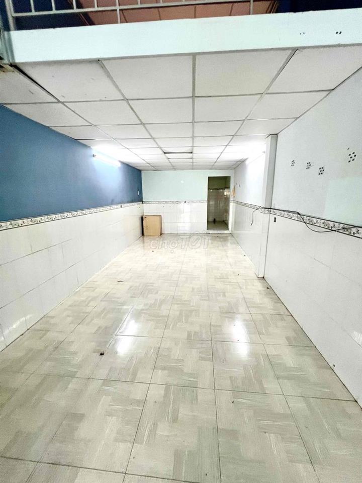 Cho thuê nhà mt kinh doanh p Phú Thọ Hoà 4x20m 1 lầu 11tr
