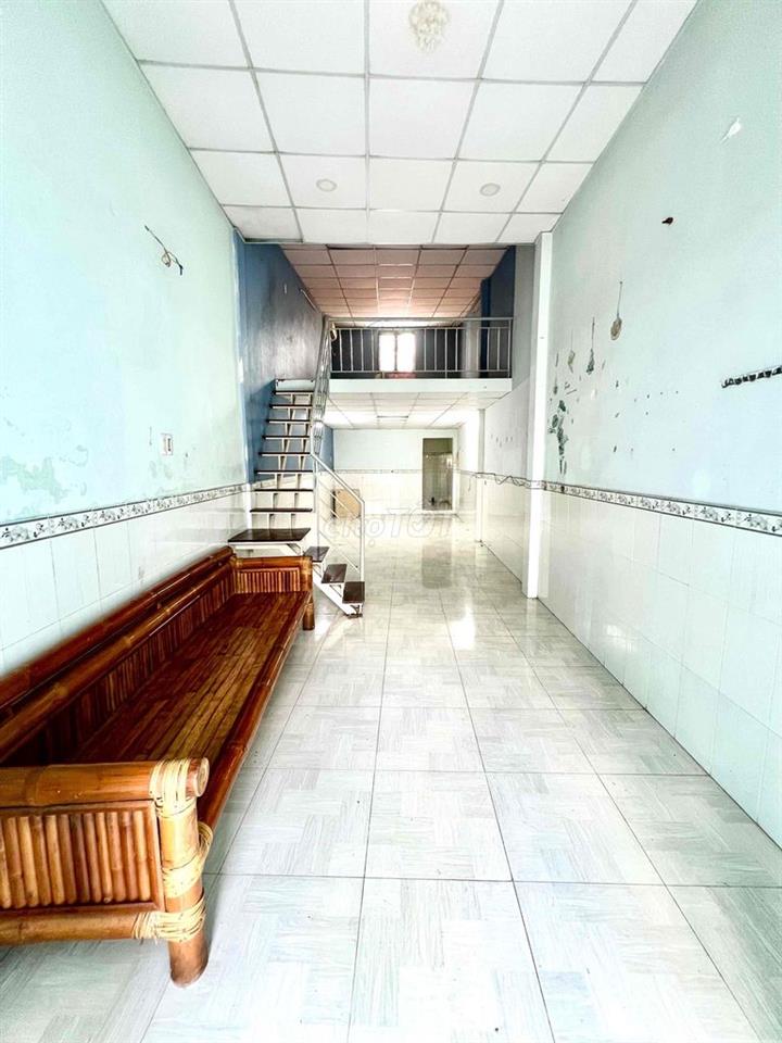 Cho thuê nhà mt kinh doanh p Phú Thọ Hoà 4x20m 1 lầu 11tr