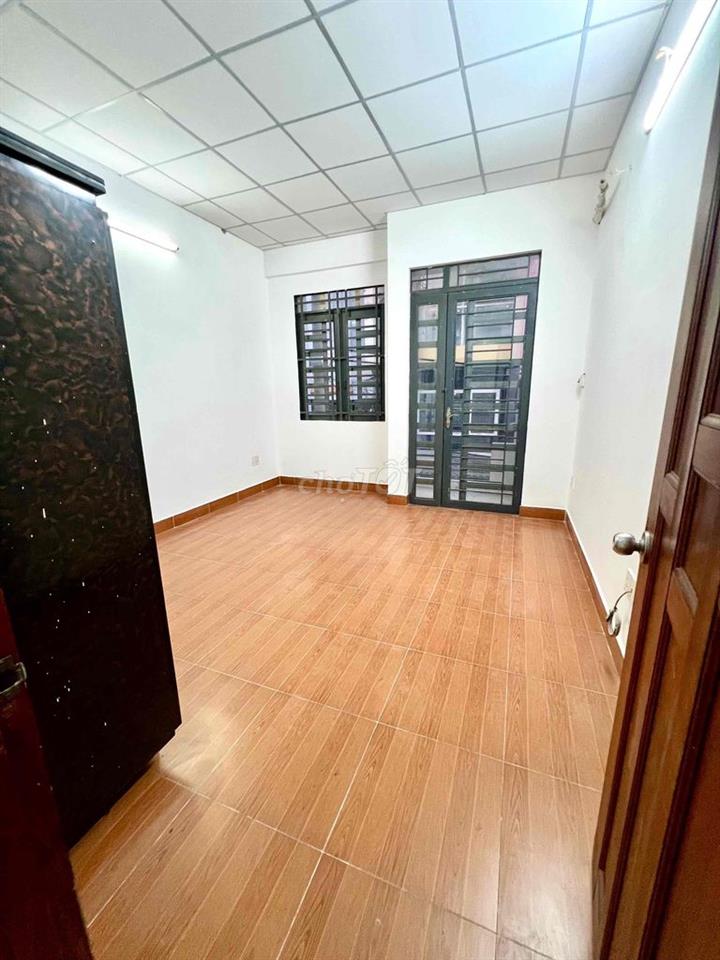 Cho thuê nhà hẻm xe hơi đường số 3 sát chợ bình long 4x14m 1 lầu 2pn