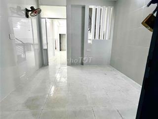 Cho thuê nhà hẻm xe hơi đường số 3 sát chợ bình long 4x14m 1 lầu 2pn