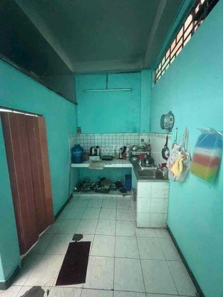 Cho thuê nhà mặt tiền kinh doanh 4x20m 1 lầu 2pn 2wc điện 3f giá 11tr