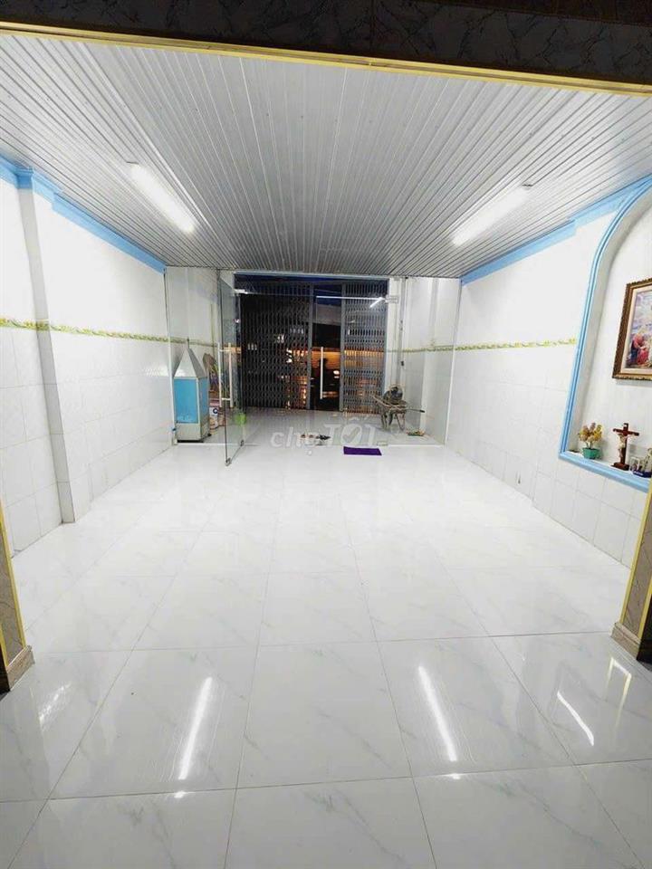 nhà cho thuê kinh doanh .buôn bán .ở 