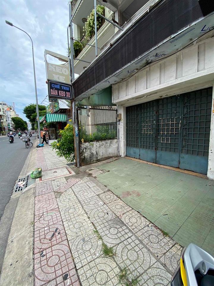 CHO THUÊ NHÀ MTMB VƯỜN LÀI Q.TP riêng biệt ko chung chủ ở lại được