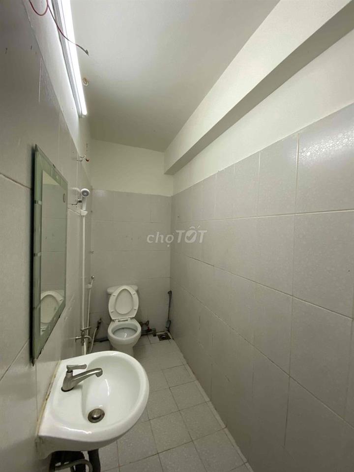 CHO THUÊ NHÀ MTMB LUỸ BÁN BÍCH Q.TP riêng biệt ở lại được như nhà NC