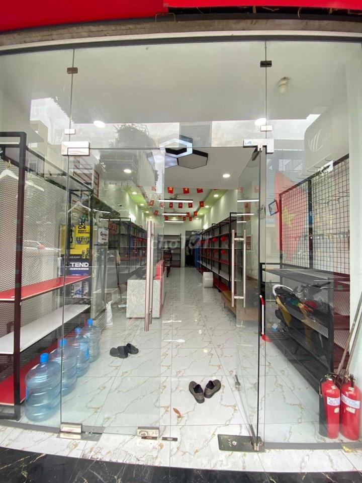 CHO THUÊ NHÀ NC MT LUỸ BÁN BÍCH Q.TP dt 4x30 vị trí đẹp khu sầm uất