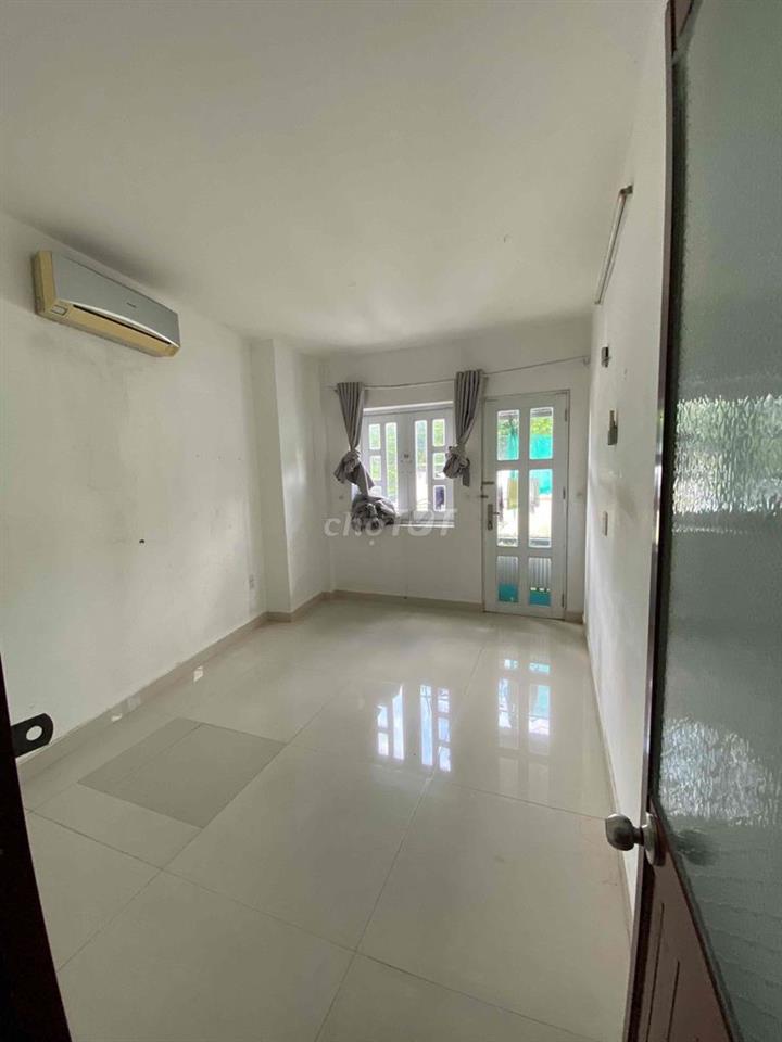 CHO THUÊ NHÀ NGUYÊN CĂN MT THOẠI NGỌC HẦU Q.TP DT 3.5x12 trệt 2 lầu