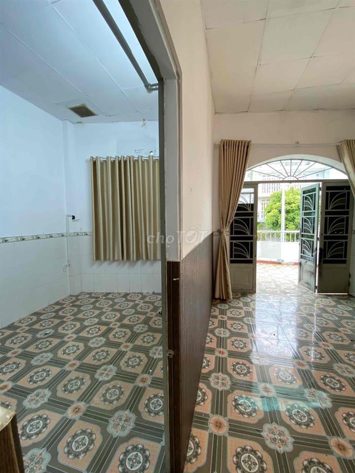 CHO THUÊ NHÀ NC MẶT TIỀN MB LUỸ BÁN BÍCH Q.TP khu vực sầm uất