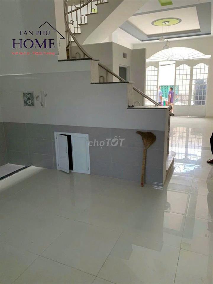 🏡Cho Thuê Nhà Hẻm Thông Tân Hương – Trệt 2 Lầu, ST, 4PN – Chỉ 15 Triệu