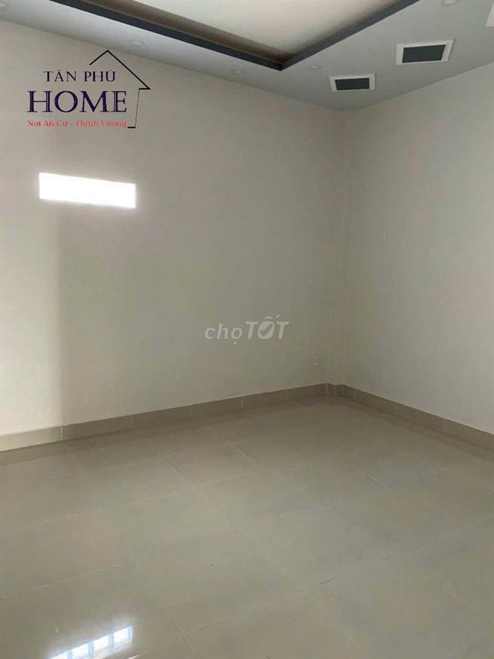 🏡Cho Thuê Nhà Hẻm Thông Tân Hương – Trệt 2 Lầu, ST, 4PN – Chỉ 15 Triệu