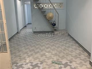 Cho thuê nhà 3,2x11m , đường Đỗ Nhuận, Tân Phú.