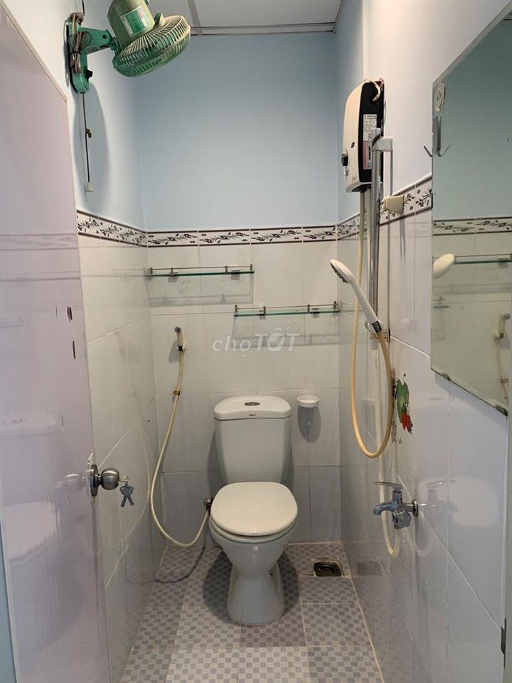 Cho thuê nhà 3,2x11m , đường Đỗ Nhuận, Tân Phú.