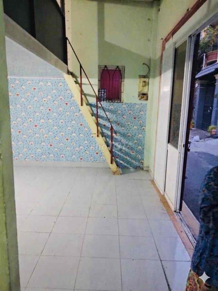 NHÀ CHO THUÊ HẺM 4m TÂN QUÝ 8x4m 1 lững 2 pn vào ở ngay