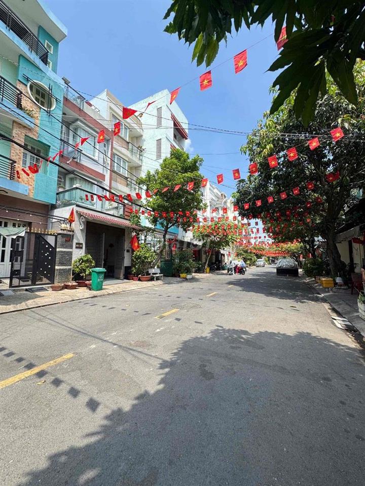 Cho thuê nhà 3 Lê Sao, Phú Thạnh, Tân Phú