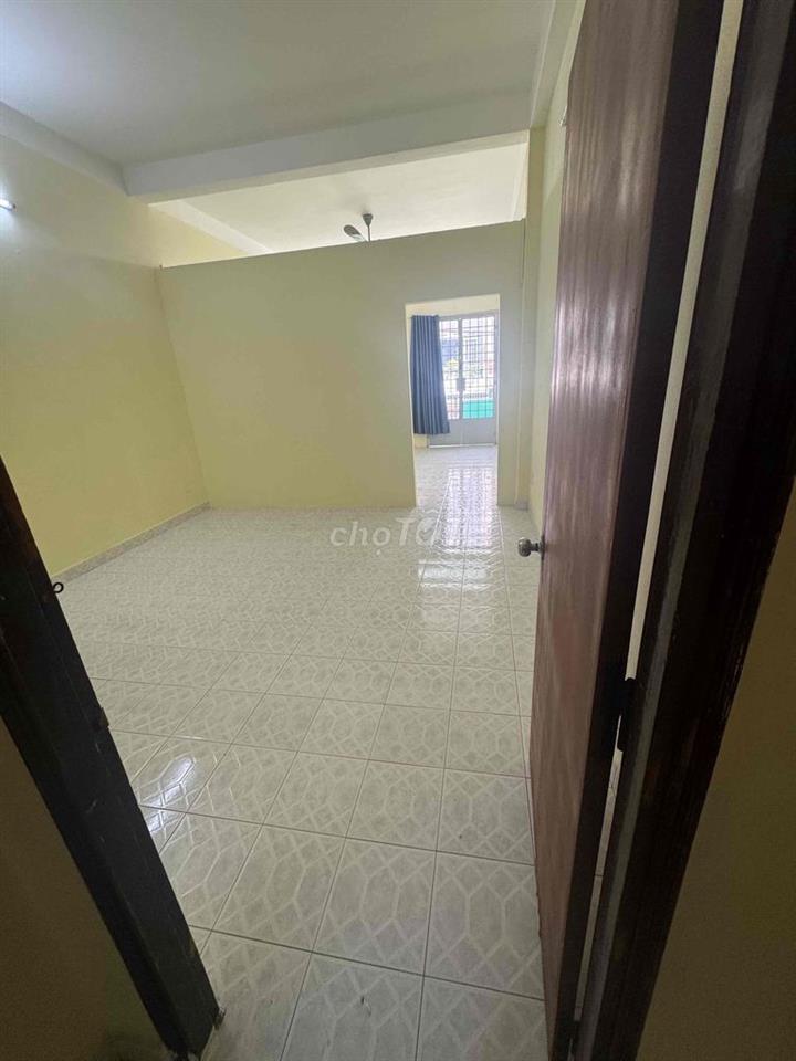 cho thuê nhà nguyên căn mặt tiền 83 huỳnh văn một