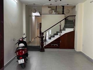 Cho thuê nhà nguyên căn 4x20m, 3PN, 4WC, full nội thất, hẻm xe hơi – N