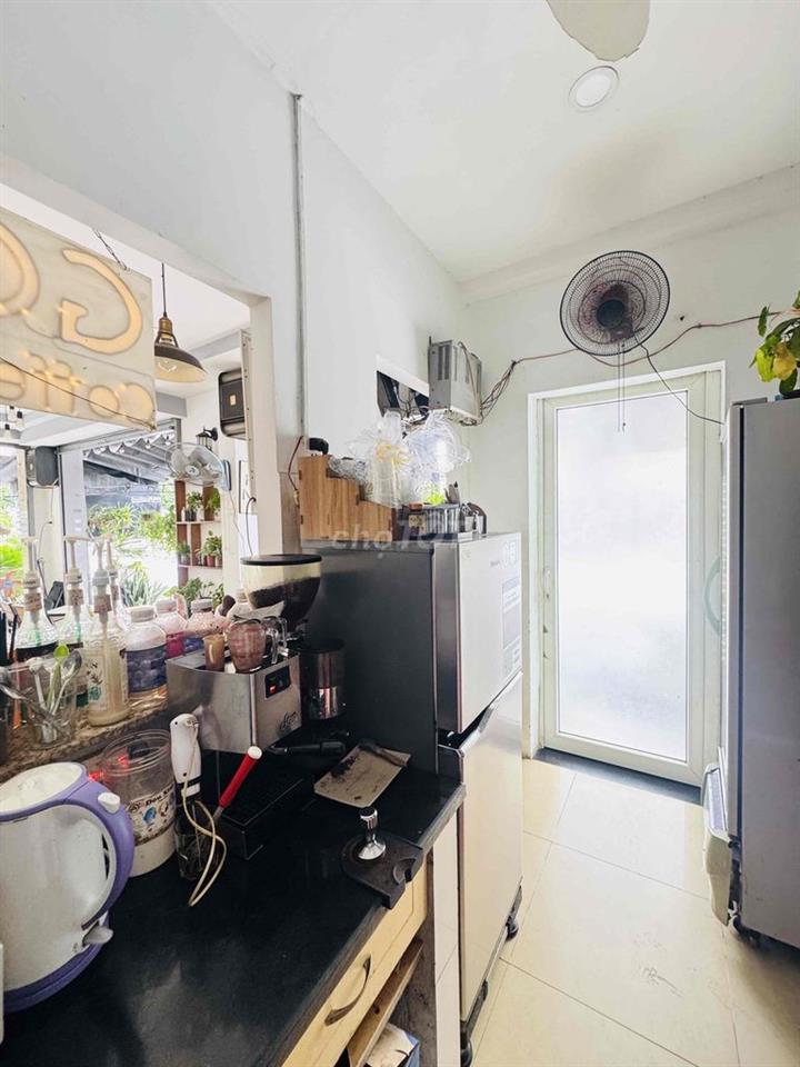 Sang Quán Cafe Góc 2MT Quận Tân Phú