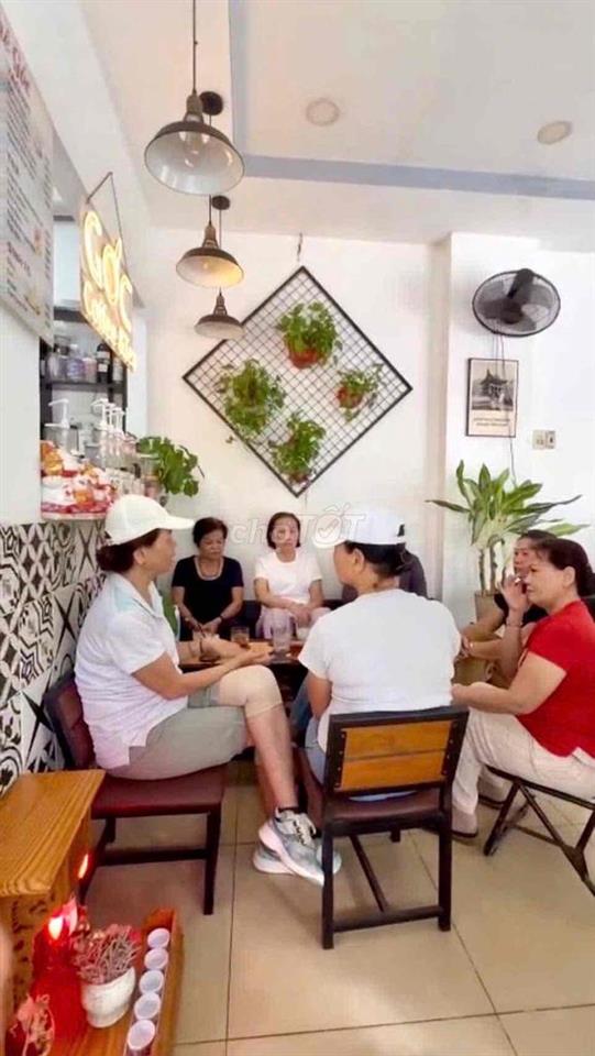 Sang Quán Cafe Góc 2MT Quận Tân Phú