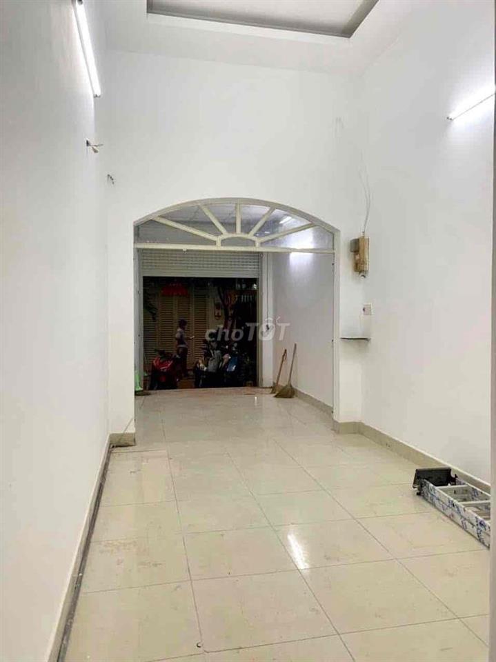 Nhà cho thuê mặt tiền Lê Lăng, Phú Thọ Hoà, Tân Phú