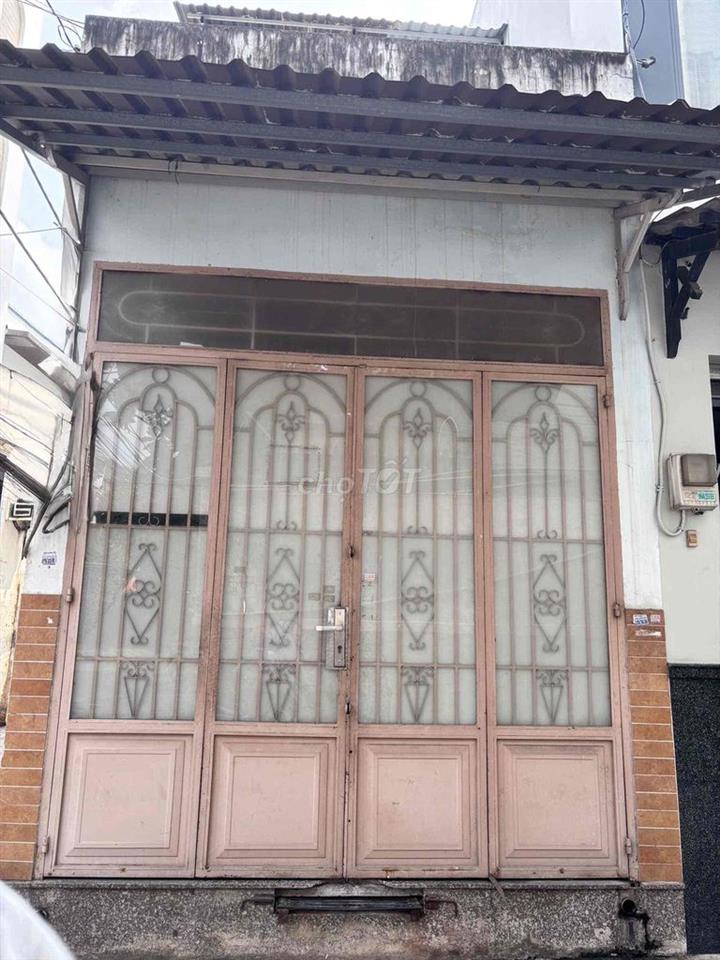 cần bán nhà
