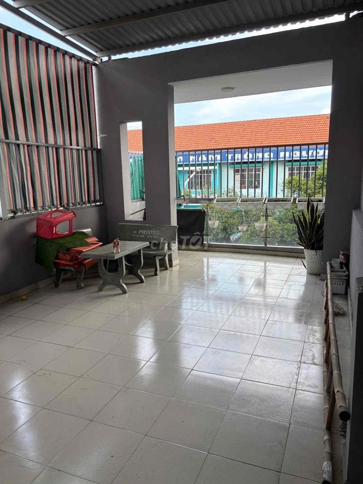 MỜI THUÊ NHÀ MT NGUYỄN SƠN ( L2, ko phải nguyên căn)
