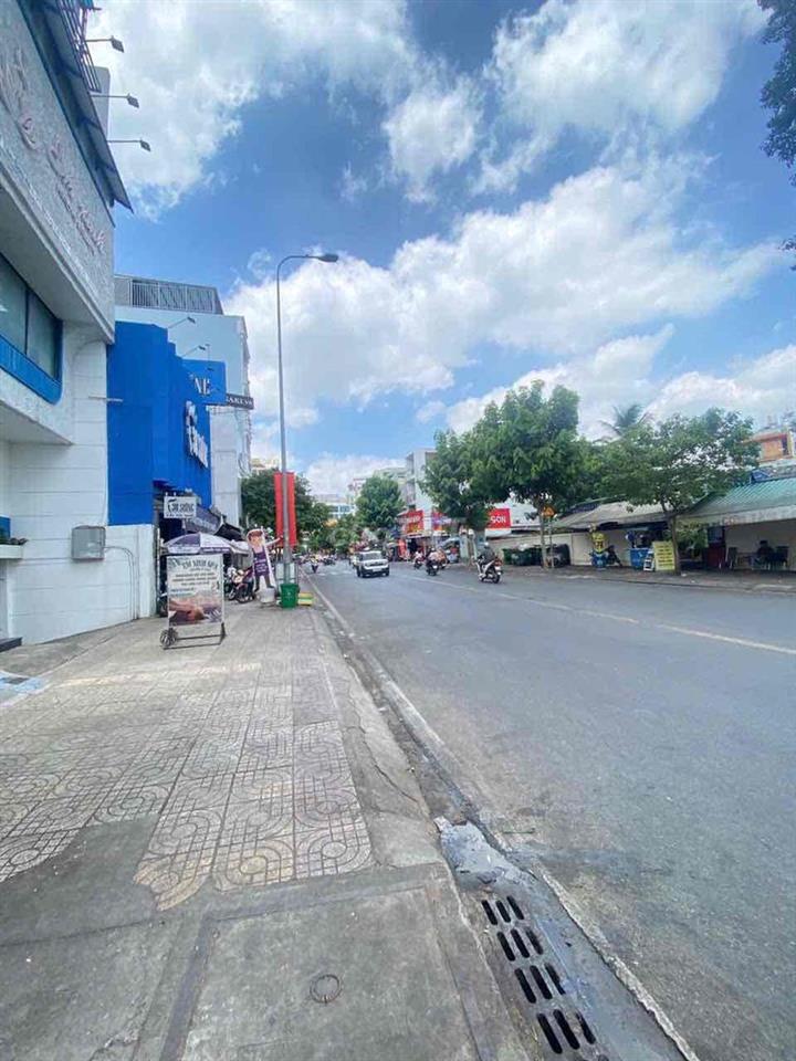 Bán mặt tiền kinh doanh cực sung đường Tân Sơn Nhì, sát Trường Chinh