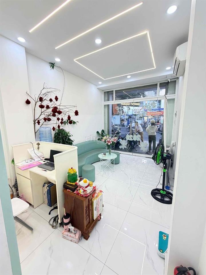 Bán mặt tiền kinh doanh cực sung đường Tân Sơn Nhì, sát Trường Chinh