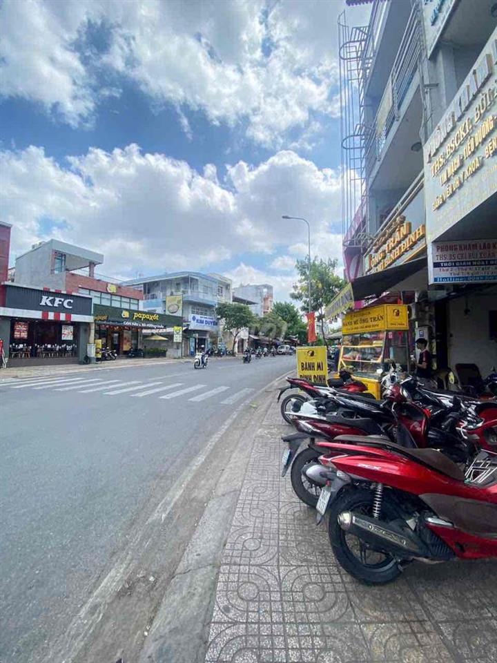 Bán mặt tiền kinh doanh cực sung đường Tân Sơn Nhì, sát Trường Chinh