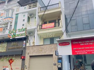 Bán nhà mặt tiền kinh doanh đường Tân Quý, cách Aeon Tân Phú 500m.