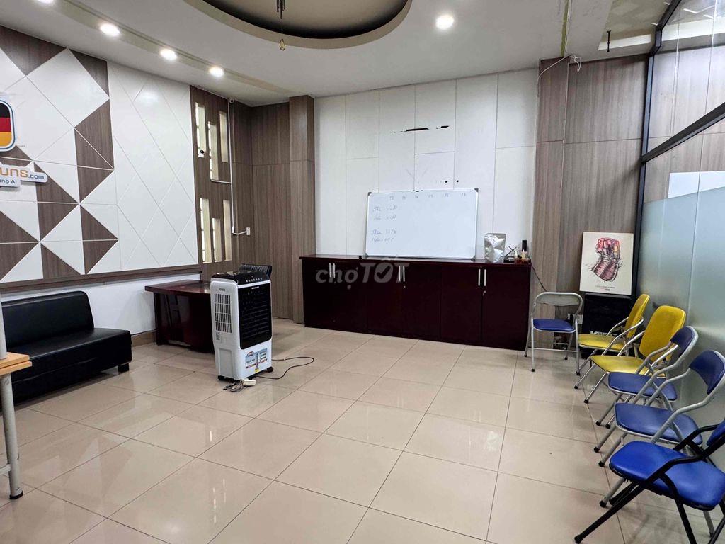 Văn phòng Tân Phú, đường Phan Đình Phùng
