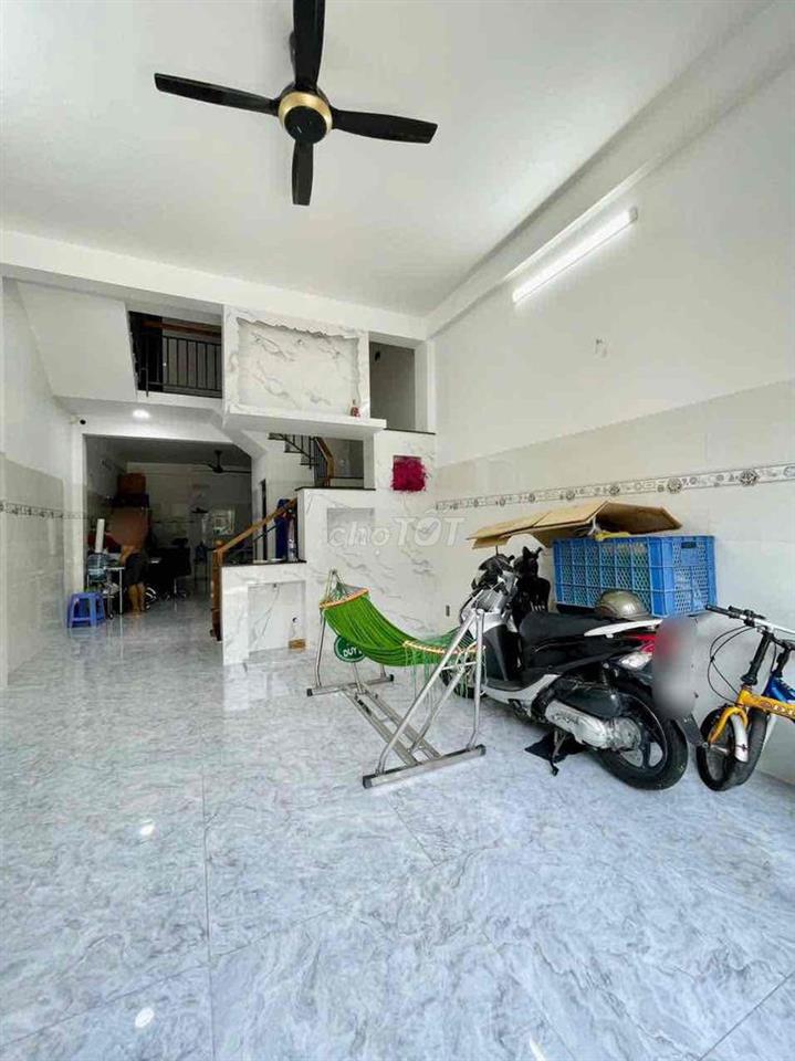 nhà mới sạch sẽ