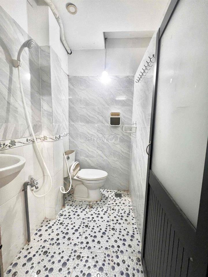 Cho thuê phòng trọ Tân Phú ngay Luỹ Bán Bích