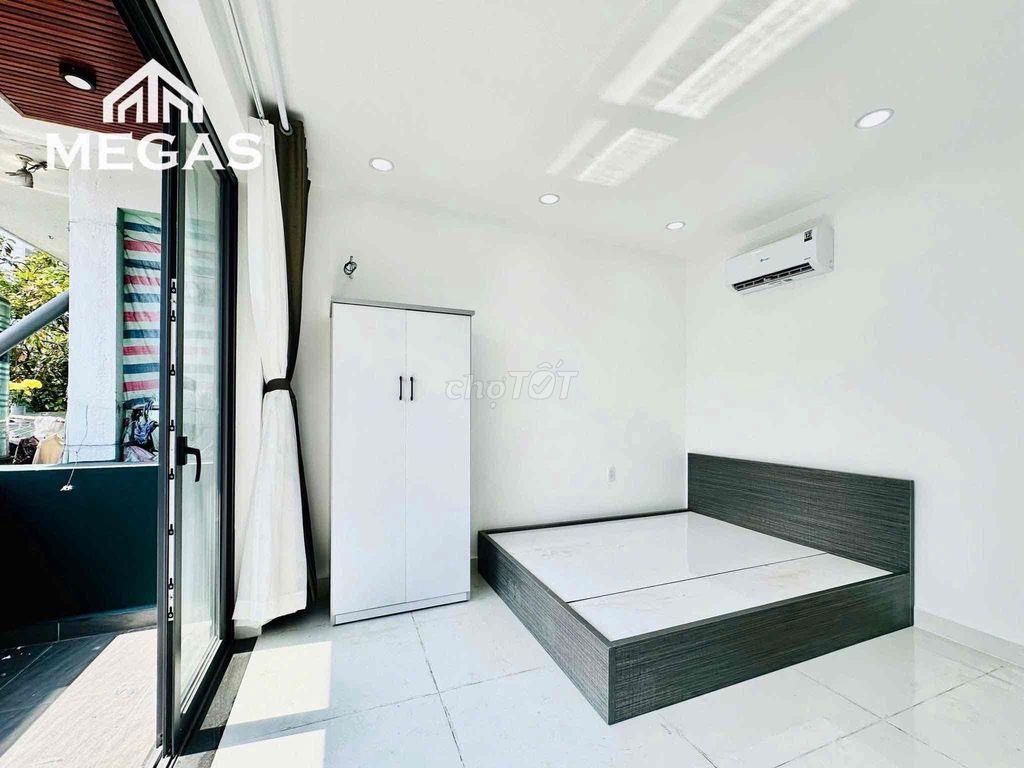 Căn hộ studio bancol siêu đẹp ngay ĐH Công Thương