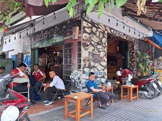 Cần sang quán cafe góc 2 mặt tiền đường