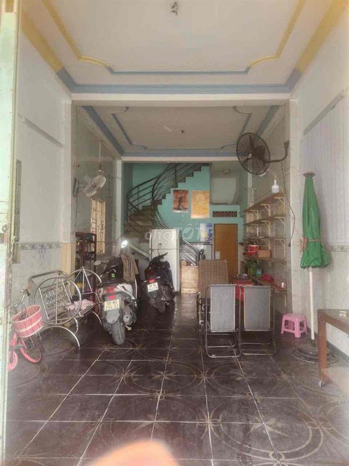 cho thuê mặt tiền hà thị đát 12tr tháng