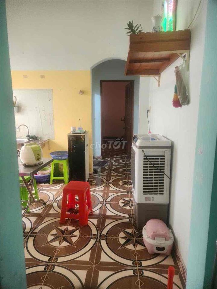 cho thuê mặt tiền hà thị đát 12tr tháng