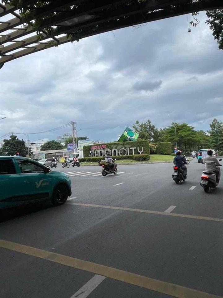 CHO THUÊ KHO XƯỞNG MẶT TIỀN KINH DOANH AEON TÂN PHÚ 15x40m, TRỐNG SUỐT