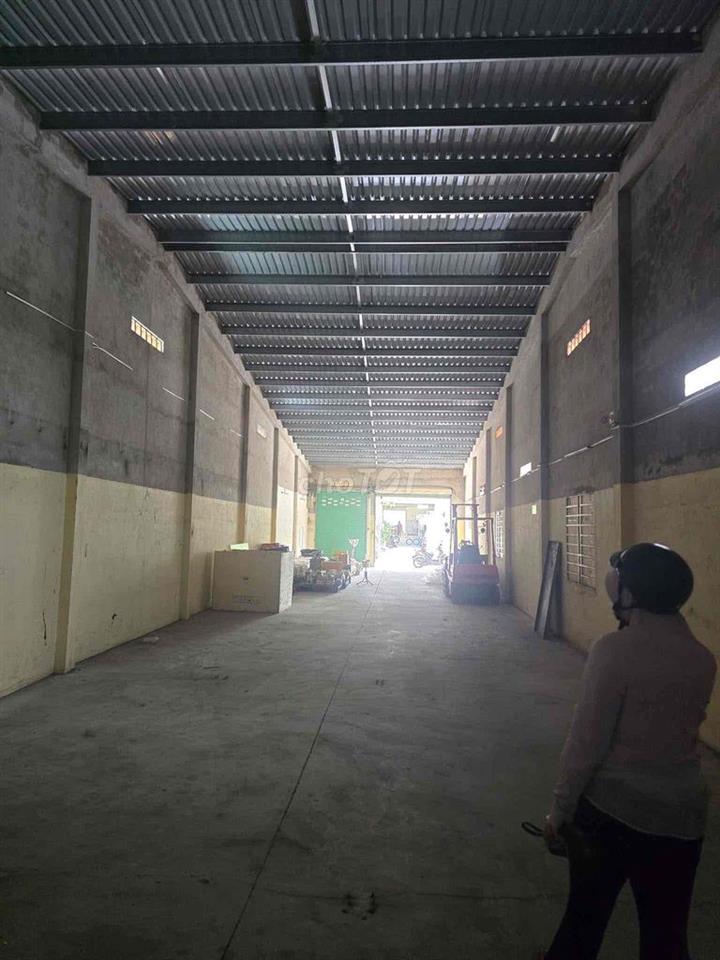 KHO XƯỞNG NHƯ HÌNH KẾ KCN TÂN BÌNH, QL1A.  DT : 9x22m, ĐƯỜNG CONT 40F