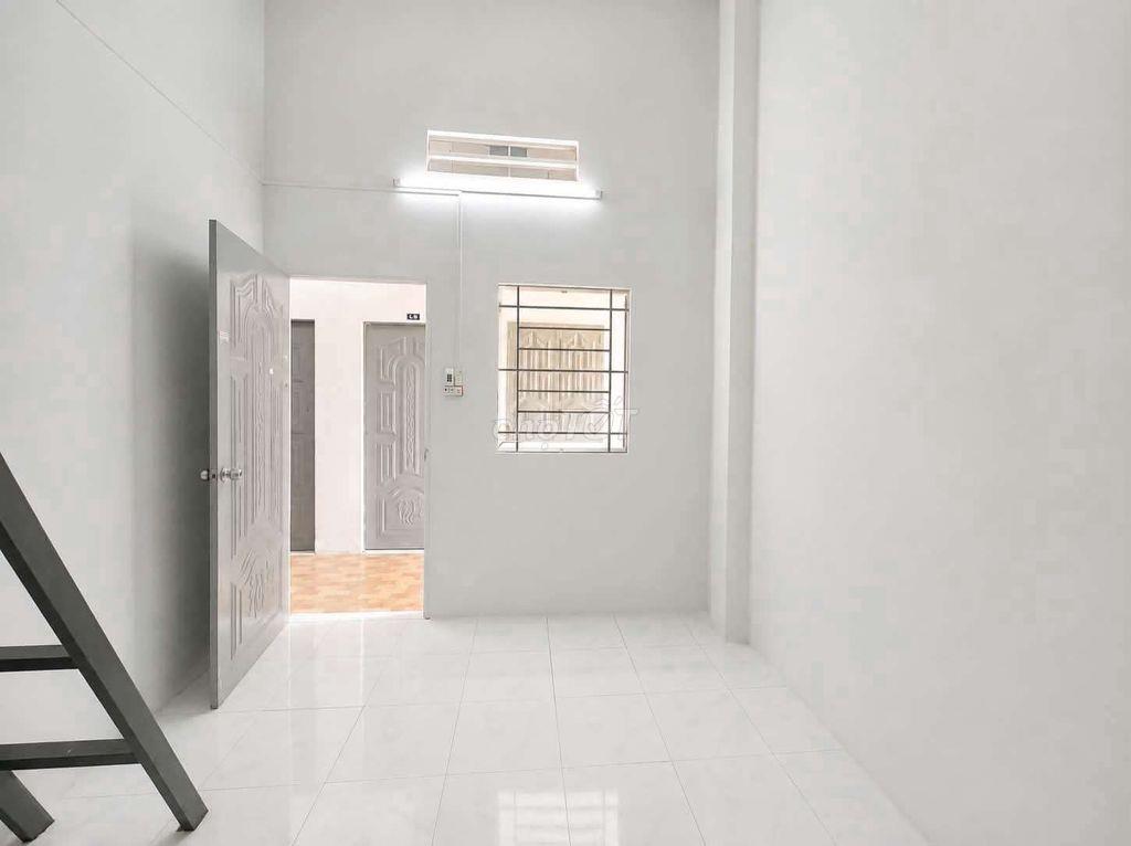 DÃY TRỌ MỚI XÂY ĐI BỘ QUA AEON MALL 5P - CÁCH ĐH CÔNG THƯƠNG 5P ĐI XE