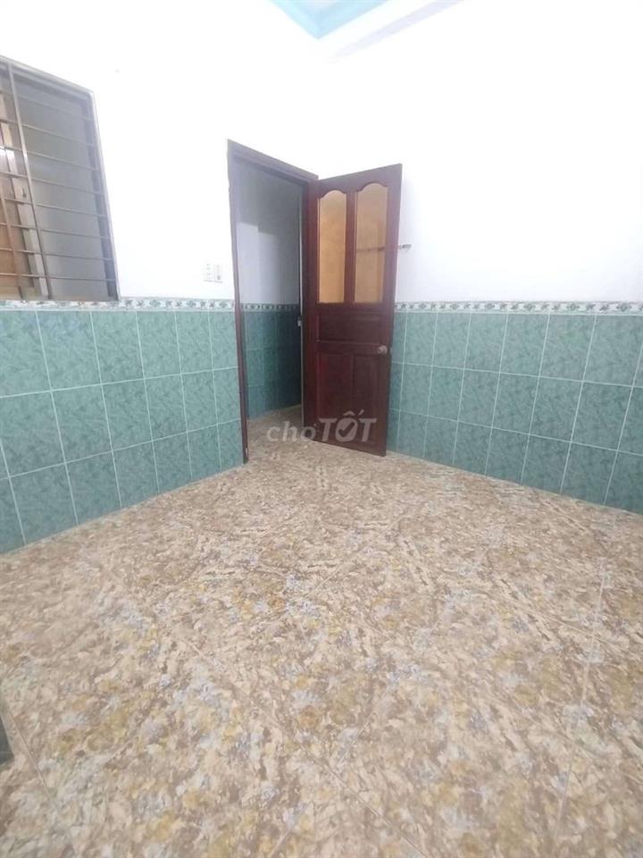 còn phòng có cửa sổ  ở 492 Tân Kỳ Tân Quý, phường Tân Sơn nhì
