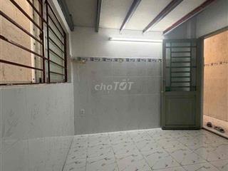 CHO THUÊ PHÒNG GÁC CỬA SỔ TRỜI GẦN ĐẠI HỌC CÔNG THƯƠNG